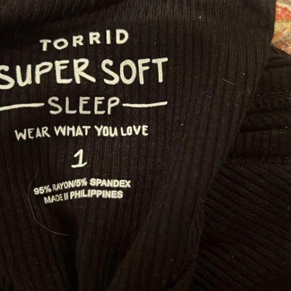 Top - Picture 4 of 4